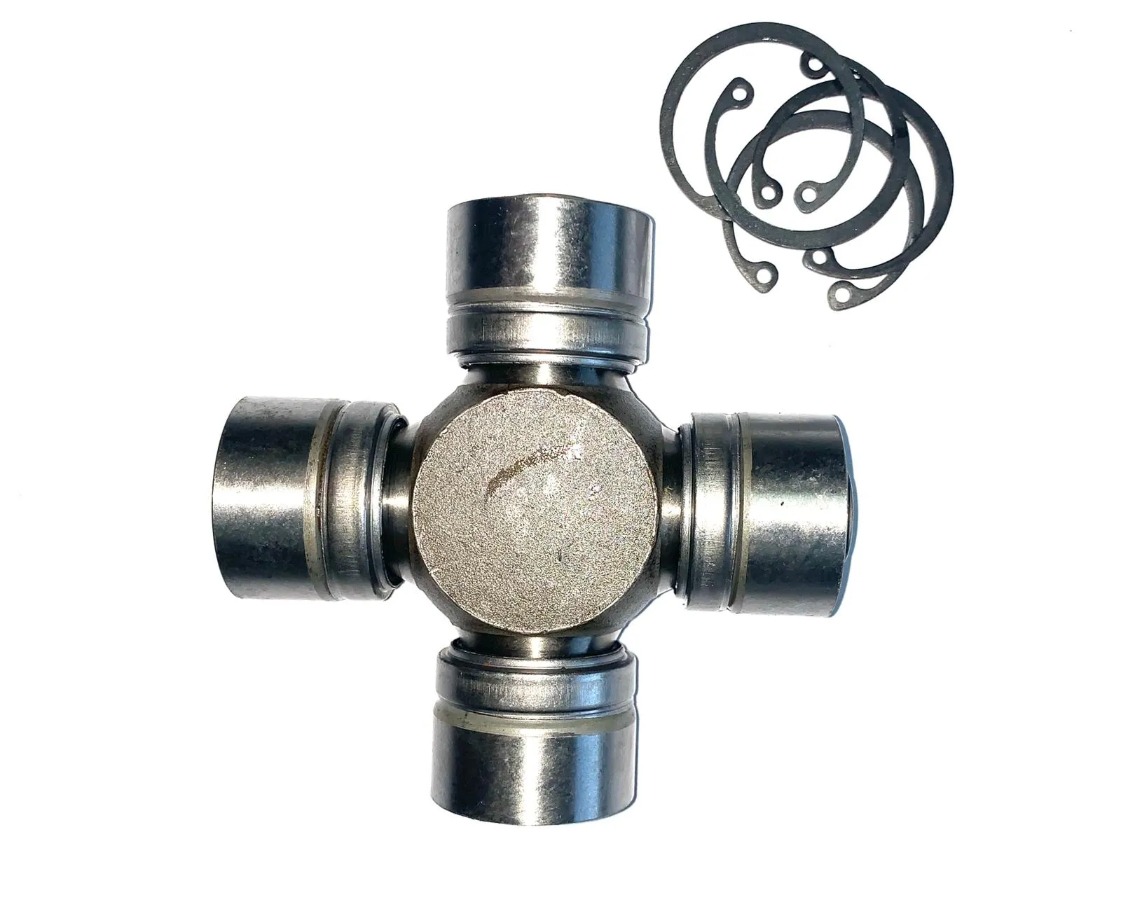 Cruce cardan JOHN DEERE AL160516 CARRARO
