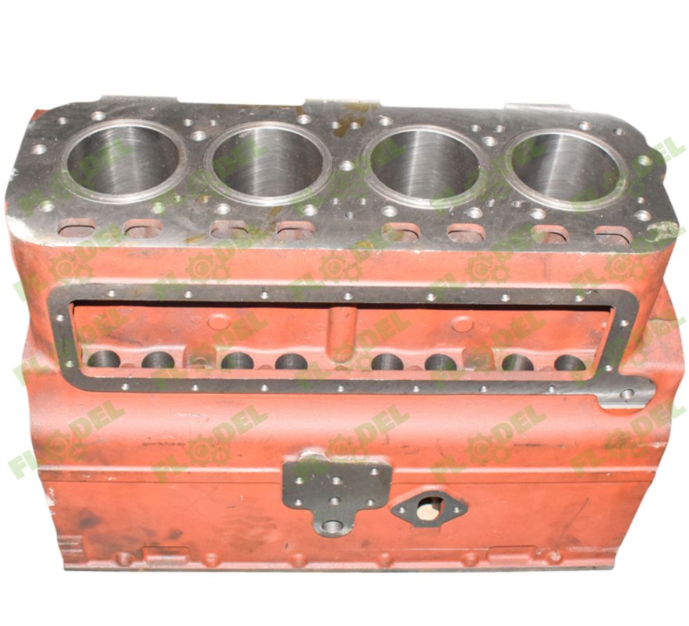 Bloc motor cu cilindri/camasi U-650 (pe cuzinet/inel)